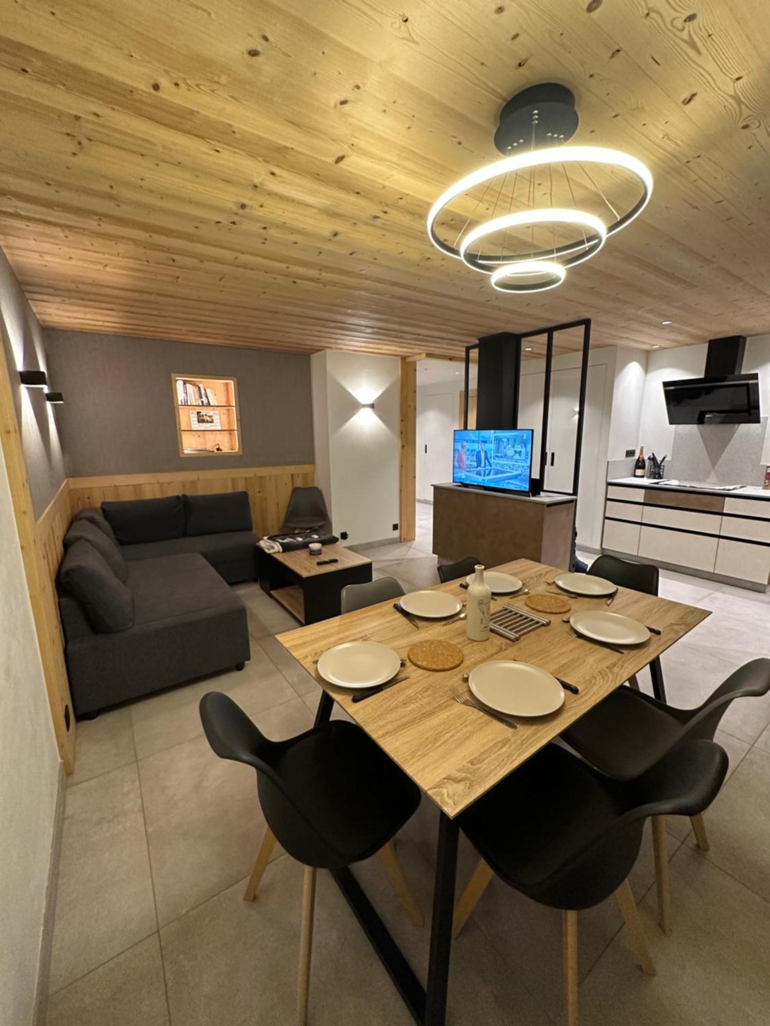 Luxueux Appartement T4 - Lac 5 Min - Parkings Privatifs - Vue Lac Et Montagne Annecy Dış mekan fotoğraf