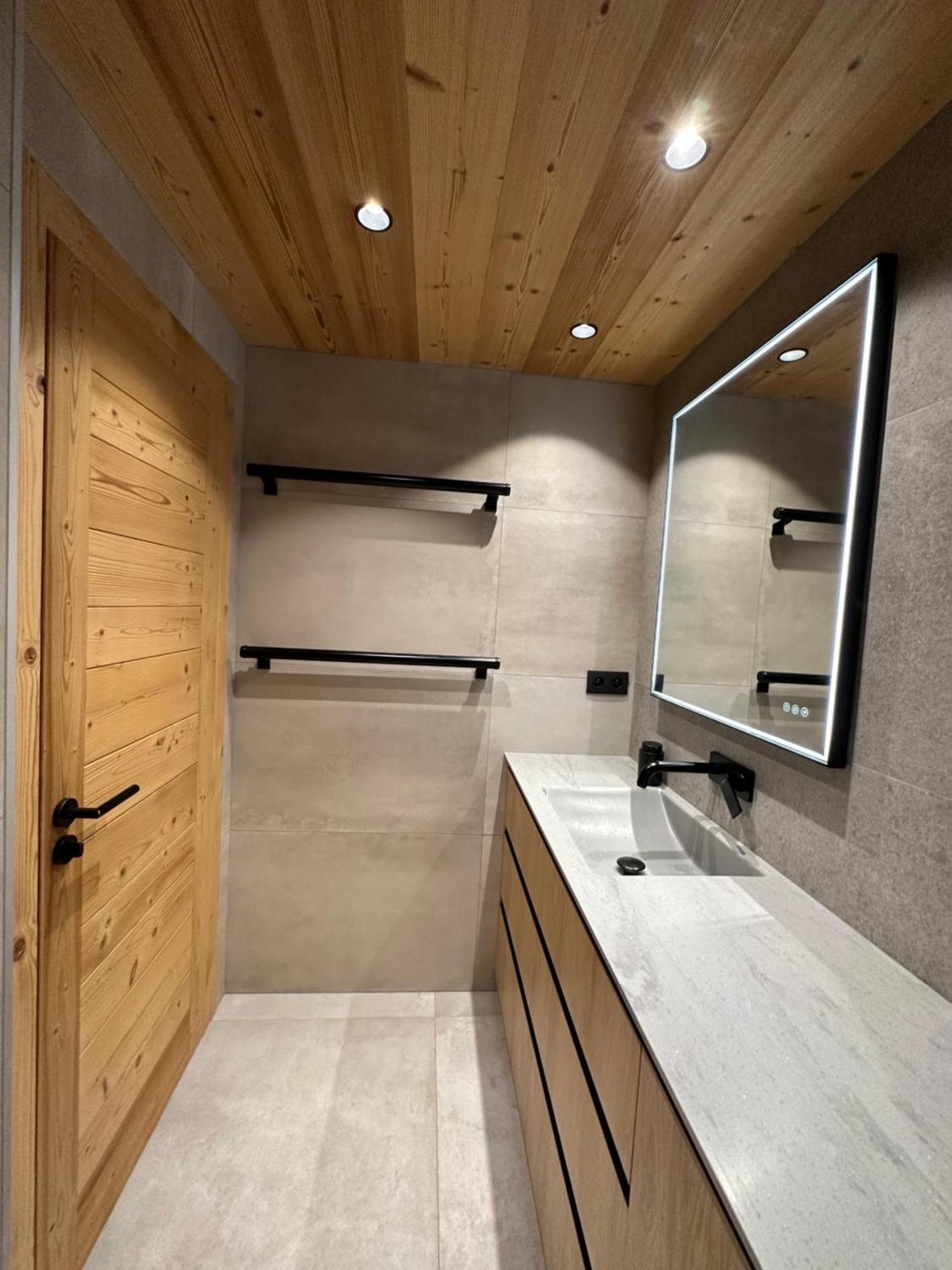 Luxueux Appartement T4 - Lac 5 Min - Parkings Privatifs - Vue Lac Et Montagne Annecy Dış mekan fotoğraf