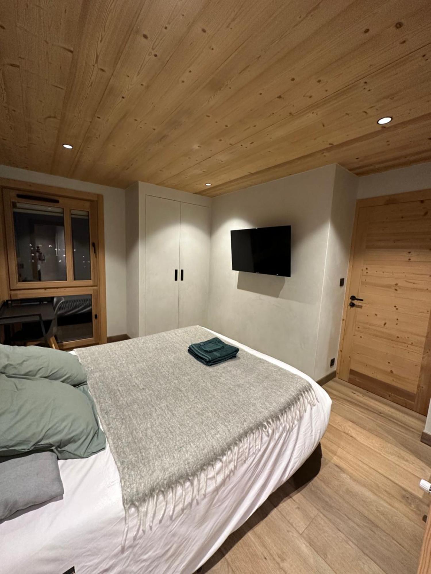 Luxueux Appartement T4 - Lac 5 Min - Parkings Privatifs - Vue Lac Et Montagne Annecy Dış mekan fotoğraf